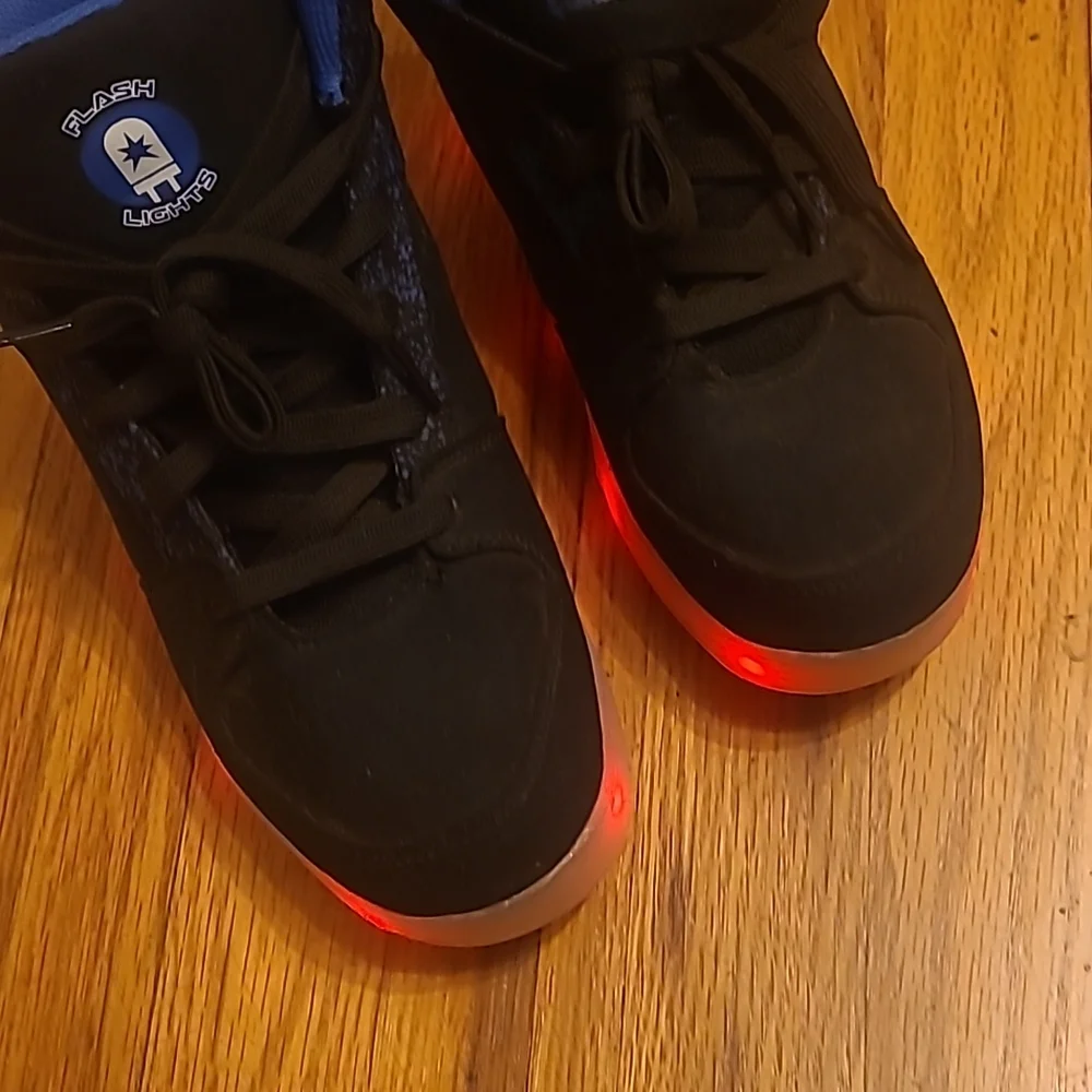 Flash Lights Boys Size 6 Shoes
